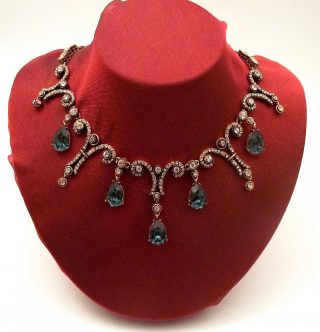 Aşina Gümüş - Muhteşem Yüzyıl Elmas Montür Safir Mavi Damla Gerdanlık Kolye